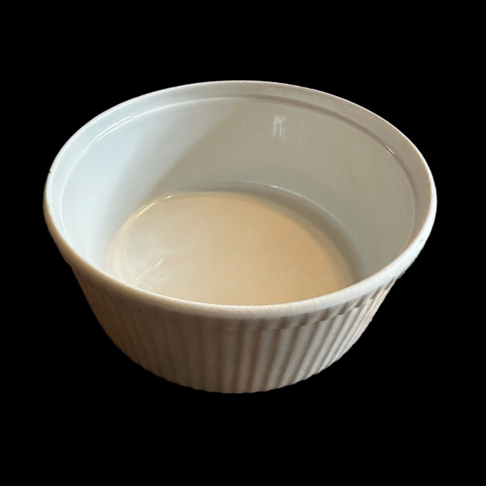 Vtg Apilco France White Porcelain Ribbed 6" Souffle / Serving Dish Classic White